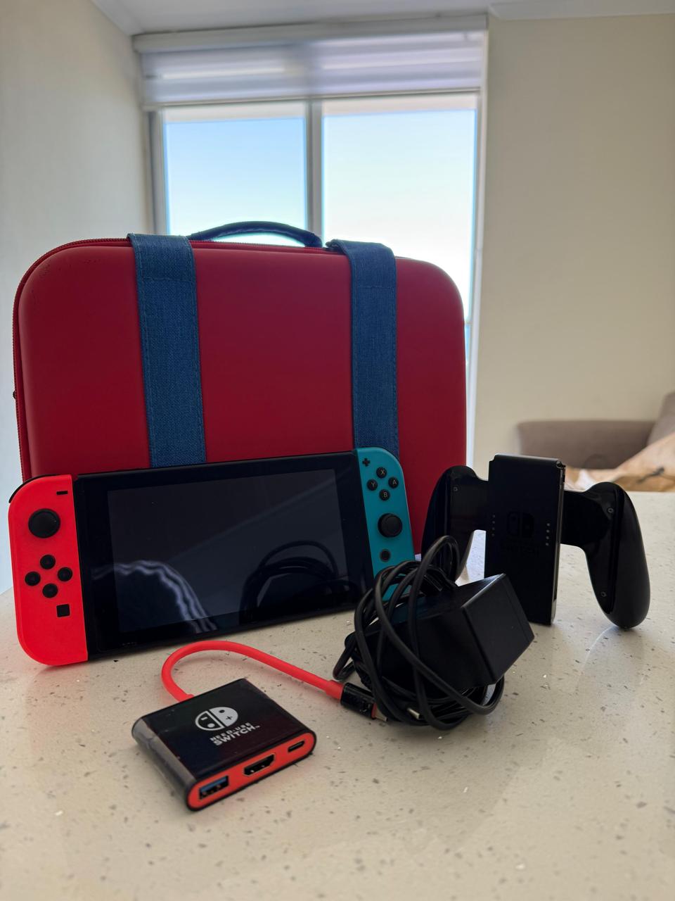NINTENDO SWITCH V1/V2 SEMINUEVA